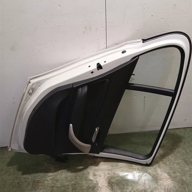 Porta posteriore sinistra