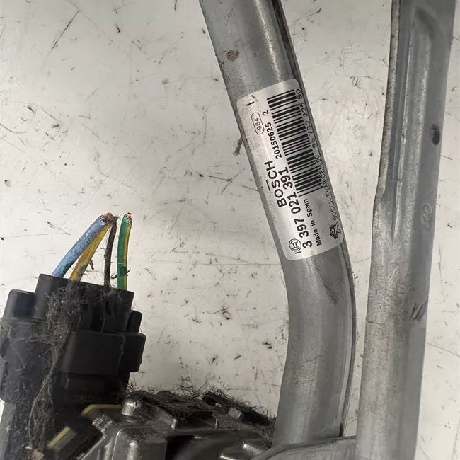 Meccanismo tergiparabrezza con motorino