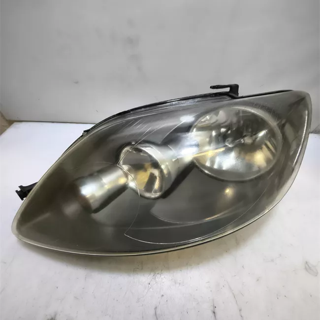 Proiettore sinistro HELLA