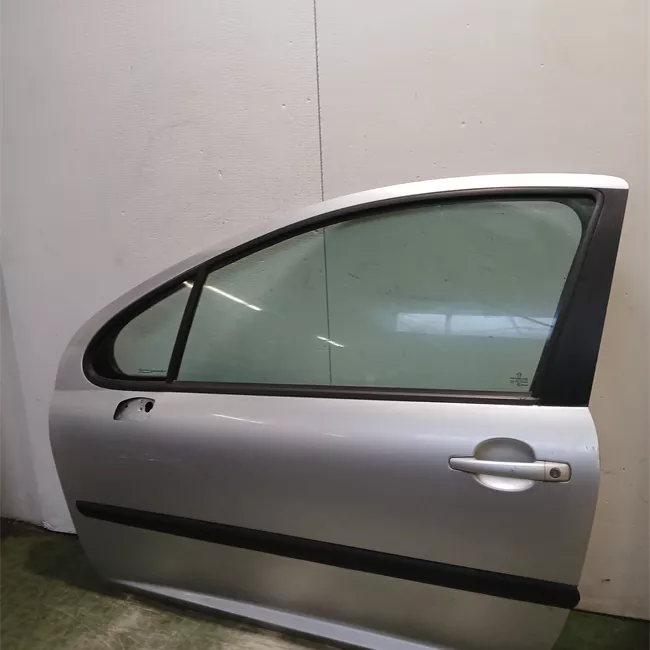 Porta anteriore sinistra