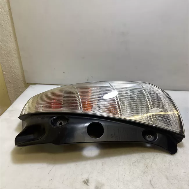 Fanale posteriore destro