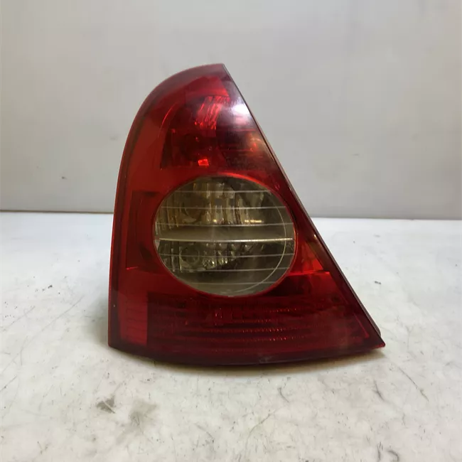 Fanale posteriore sinistro