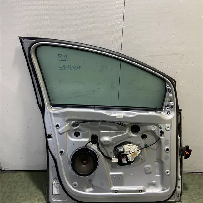 Pannello esterno porta anteriore sinistro