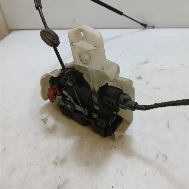 Serratura porta posteriore sinistra