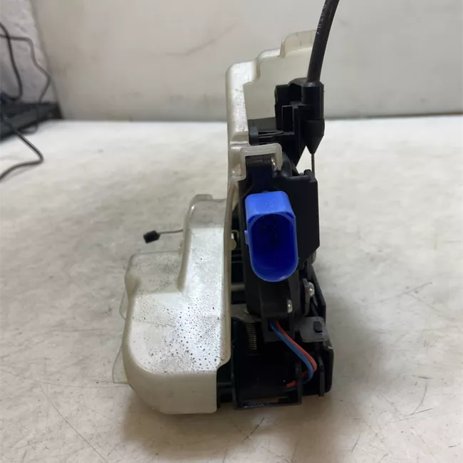 Serratura porta posteriore destra