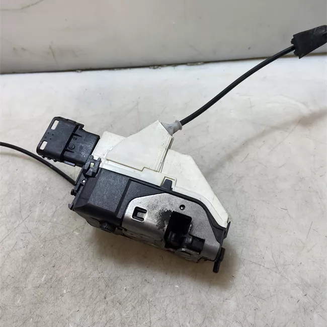 Serratura porta anteriore destra Superbloccaggio