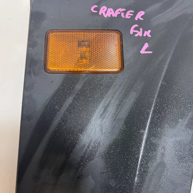 Fanalino ingombro anteriore sinistro