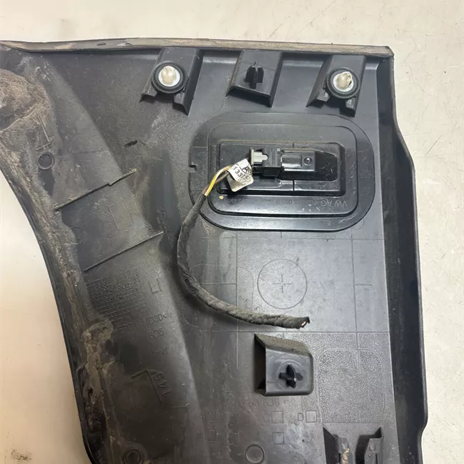 Fanalino ingombro anteriore sinistro