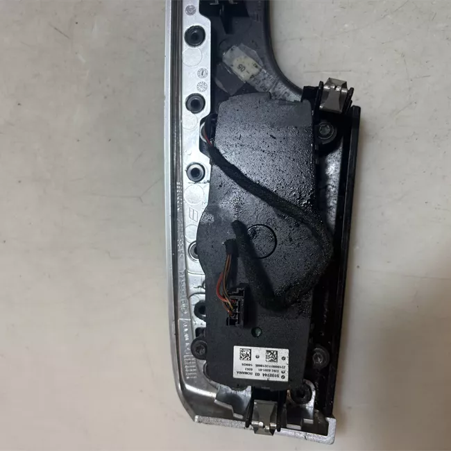 Interruttore blocco comando luci