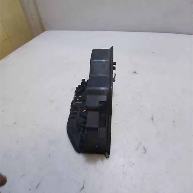 Serratura porta anteriore sinistra