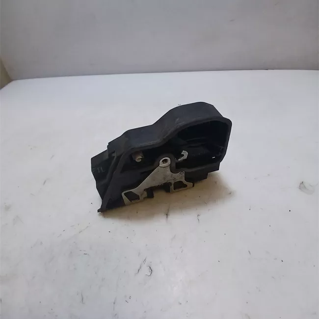 Serratura porta anteriore sinistra