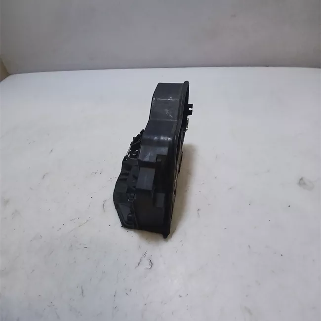 Serratura porta anteriore sinistra