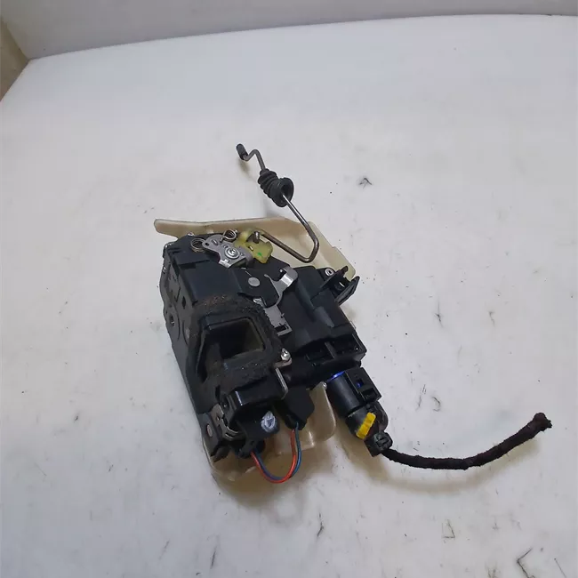 Serratura porta anteriore sinistra