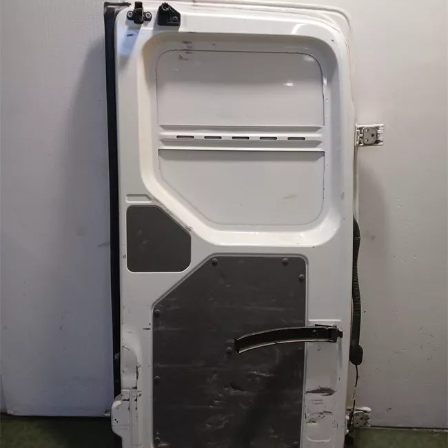 Porta carico posteriore a battente sinistra Lamierata