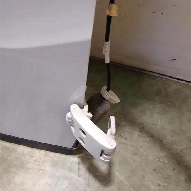 Porta carico posteriore a battente destra Lamierata