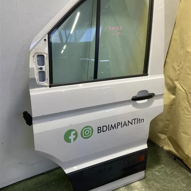 Porta anteriore sinistra