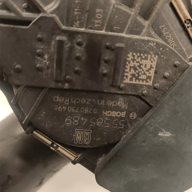 Collettore aspirazione con corpo farfallato, distribuzionecarb