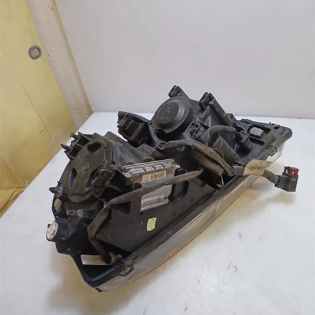 Proiettore sinistro Xeno