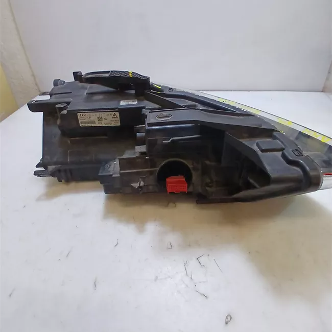 Proiettore sinistro Xeno