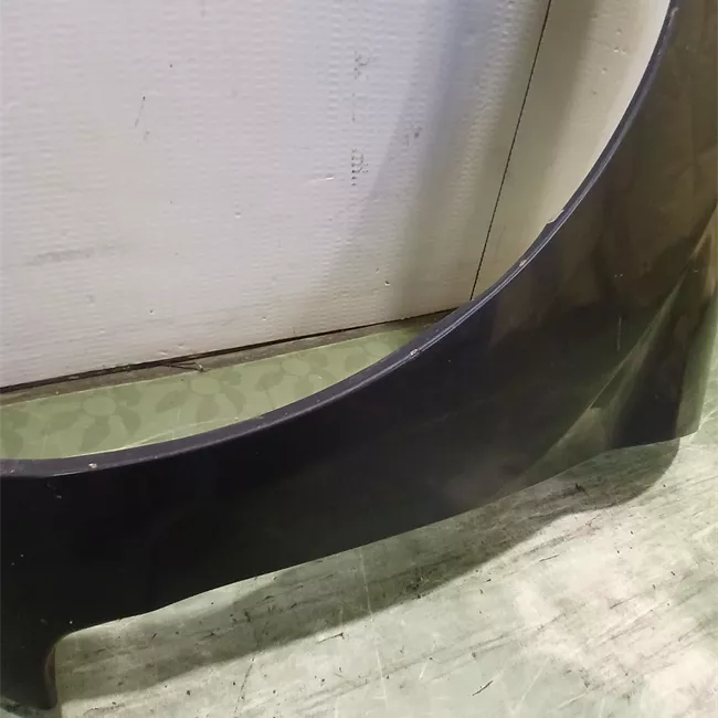 Parafango anteriore sinistro