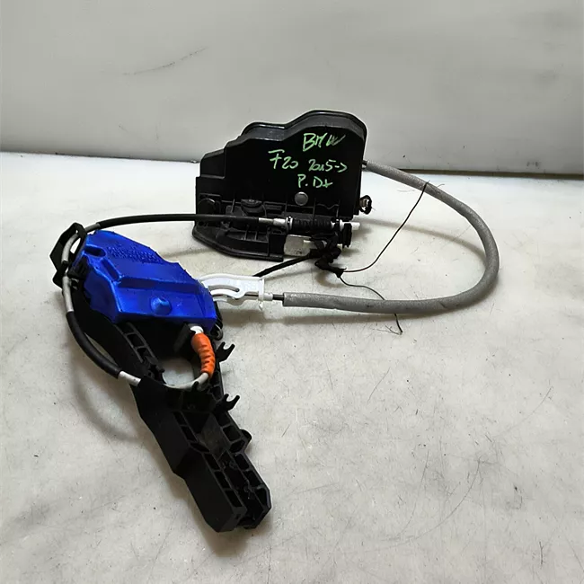 Serratura porta posteriore destra