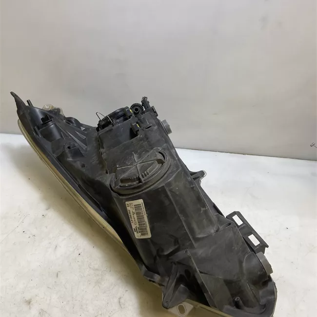 Proiettore destro Cromo