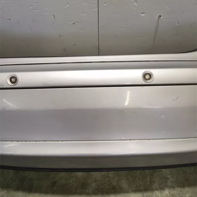 Paraurti posteriore con sensori parcheggio primer