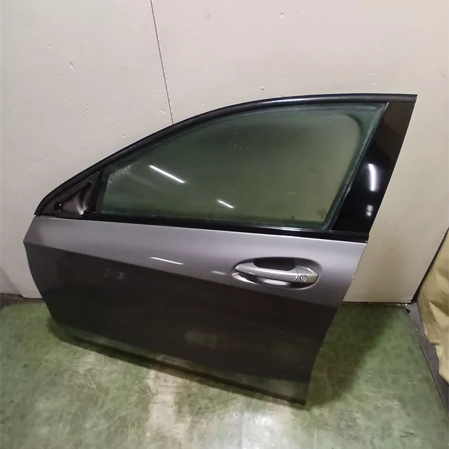 Porta anteriore sinistra