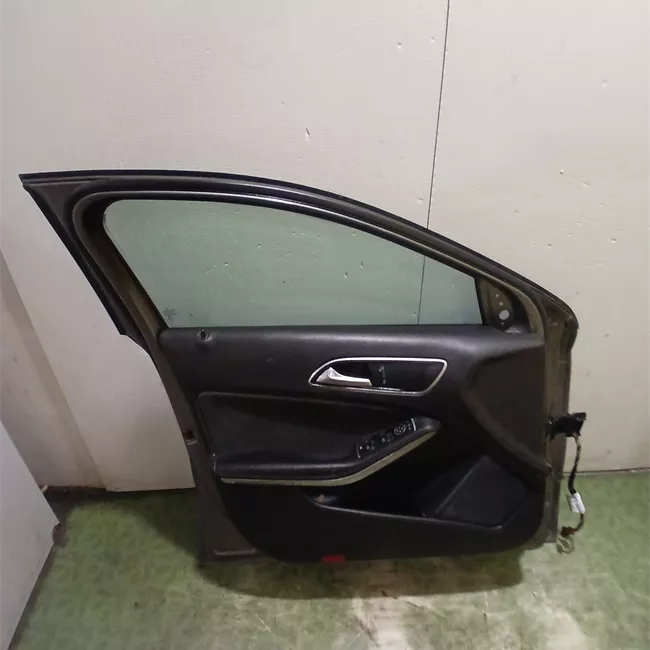 Porta anteriore sinistra