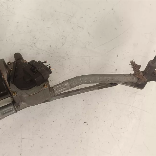 Meccanismo tergiparabrezza con motorino