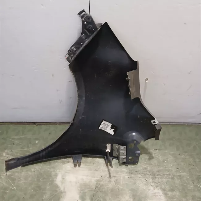 Parafango anteriore destro