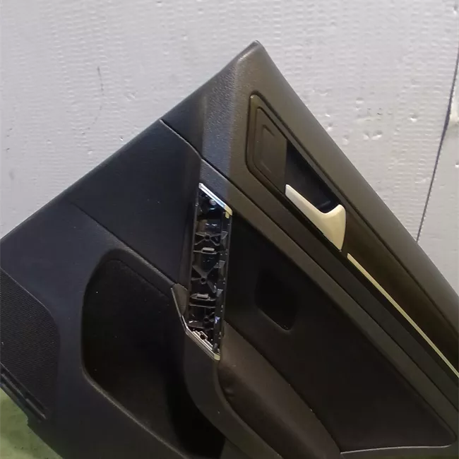 Pannello interno porta posteriore destro Tessuto nero titanio