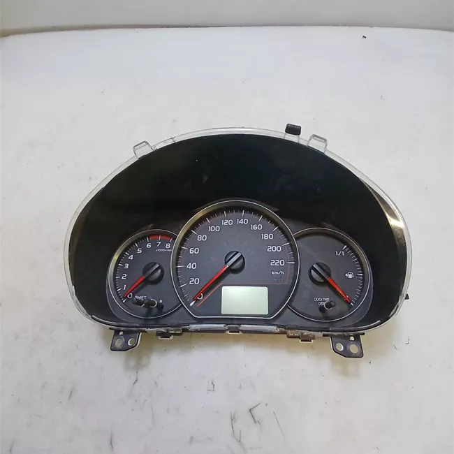 Quadro strumenti completo con cruise control