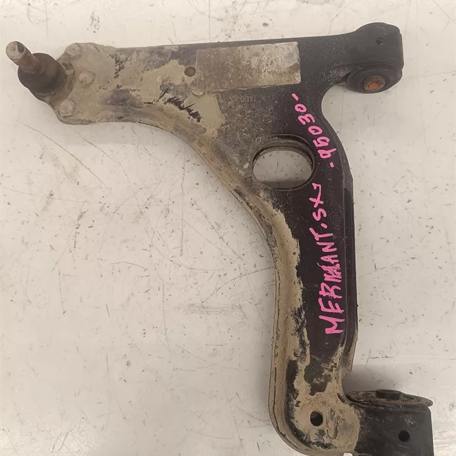 Braccio oscillante sospensione anteriore sinistro