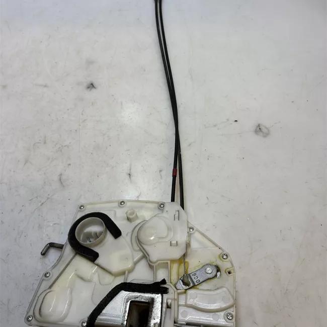 Serratura porta anteriore sinistra