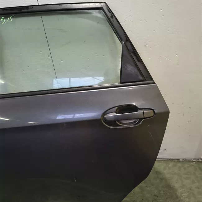 Porta posteriore sinistra