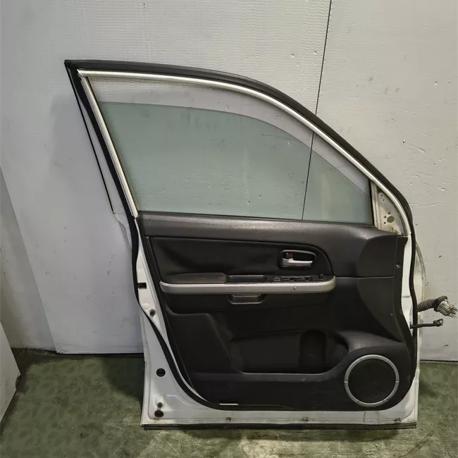 Porta anteriore sinistra