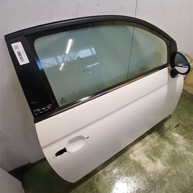 Porta anteriore destra