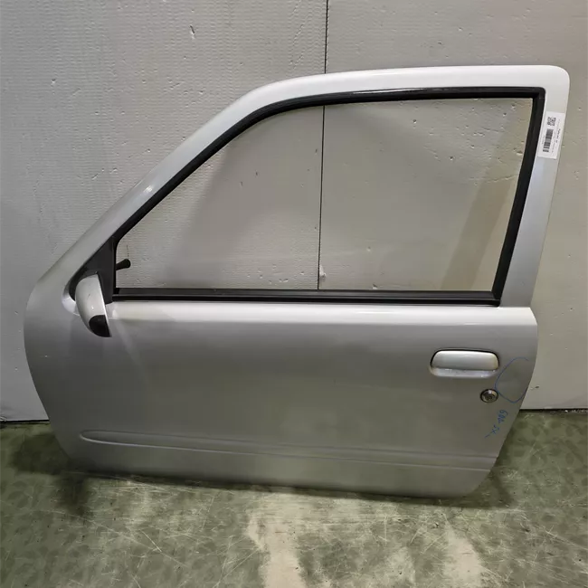 Porta anteriore sinistra