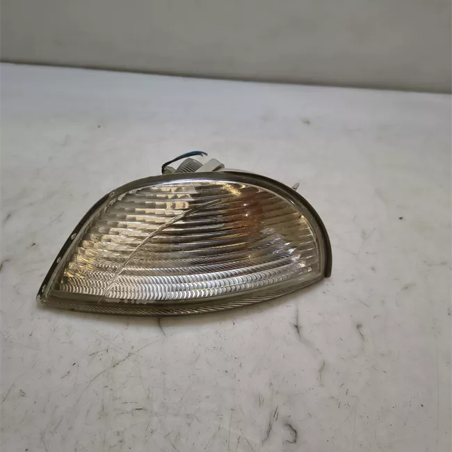 Fanalino laterale destro