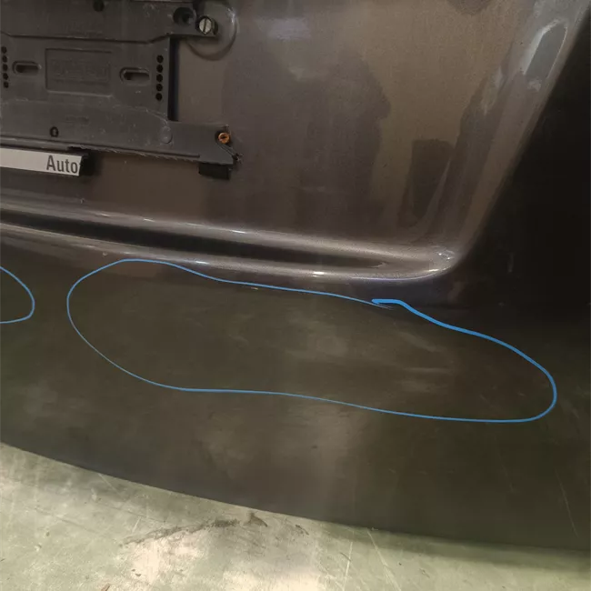 Portello posteriore con telecamera