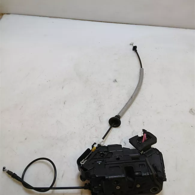 Serratura porta anteriore destra 4K3