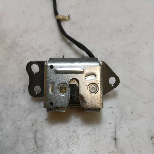 Serratura portello posteriore 01-99>12-02<