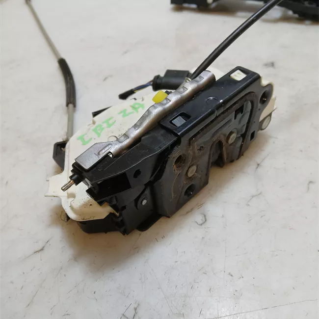 Serratura porta posteriore destra