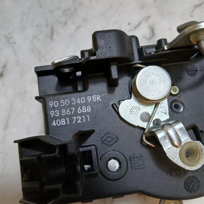 Serratura porta posteriore sinistra con superchiusura elettrico