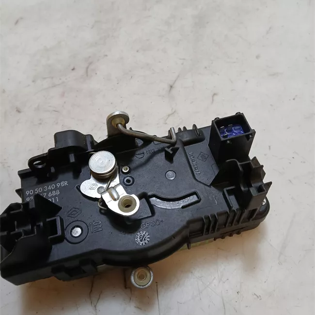 Serratura porta posteriore sinistra con superchiusura elettrico