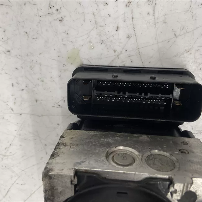 Aggregato ABS t.7H6H068202>