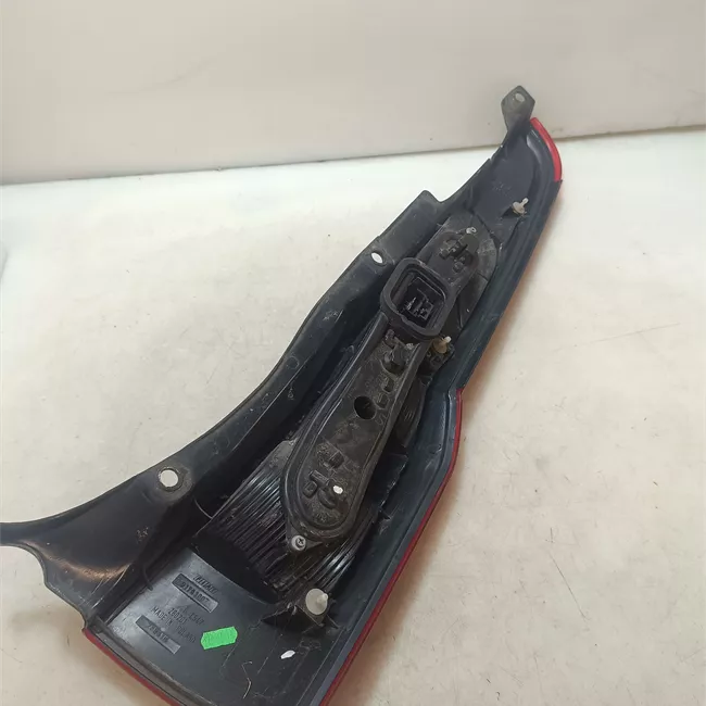 Fanale posteriore sinistro 11/04<