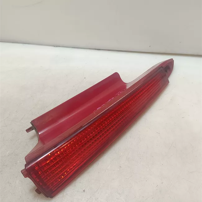 Fanale posteriore parte superiore destro