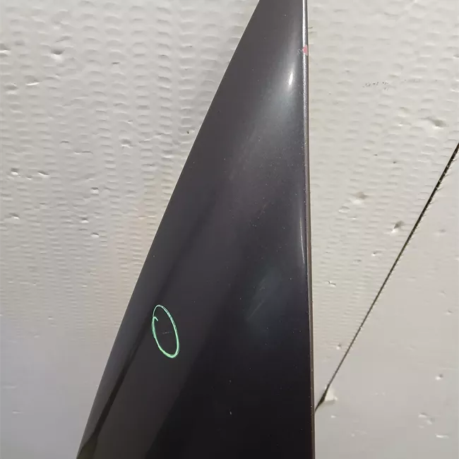 Parafango anteriore destro